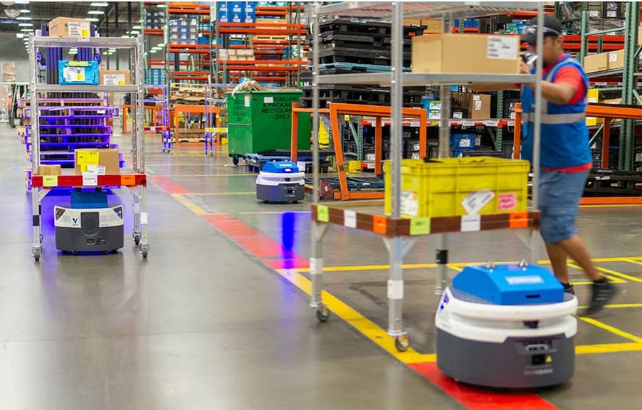robot tu hanh AGV robot di dong trong nha kho