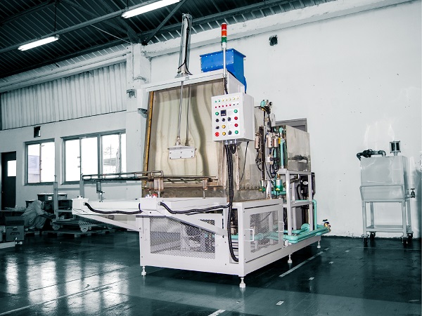 Máy rửa chi tiết dạng vành (Model: RCWM-01)