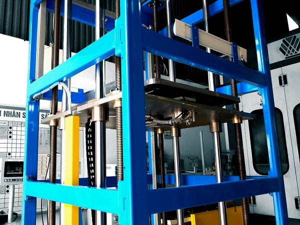 Trạm nâng và cân sản phẩm tự động