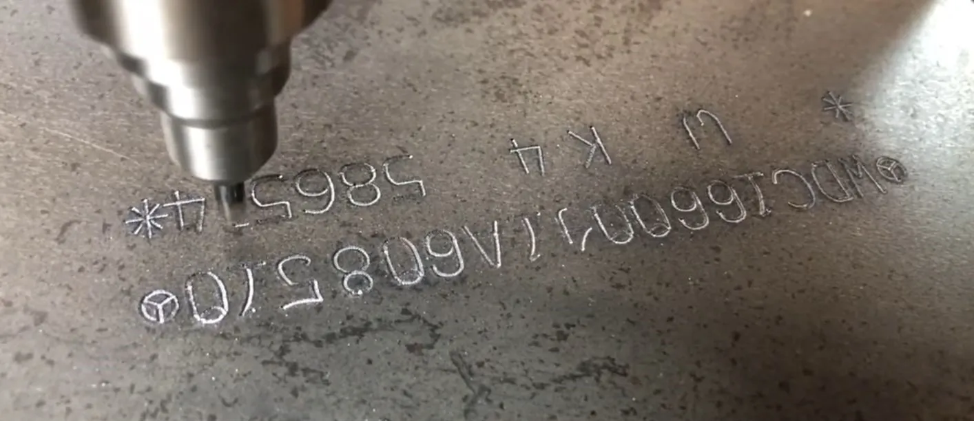 Ứng dụng của máy khắc số động cơ trong ngành sản xuất Ứng dụng của máy khắc số động cơ trong ngành sản xuất