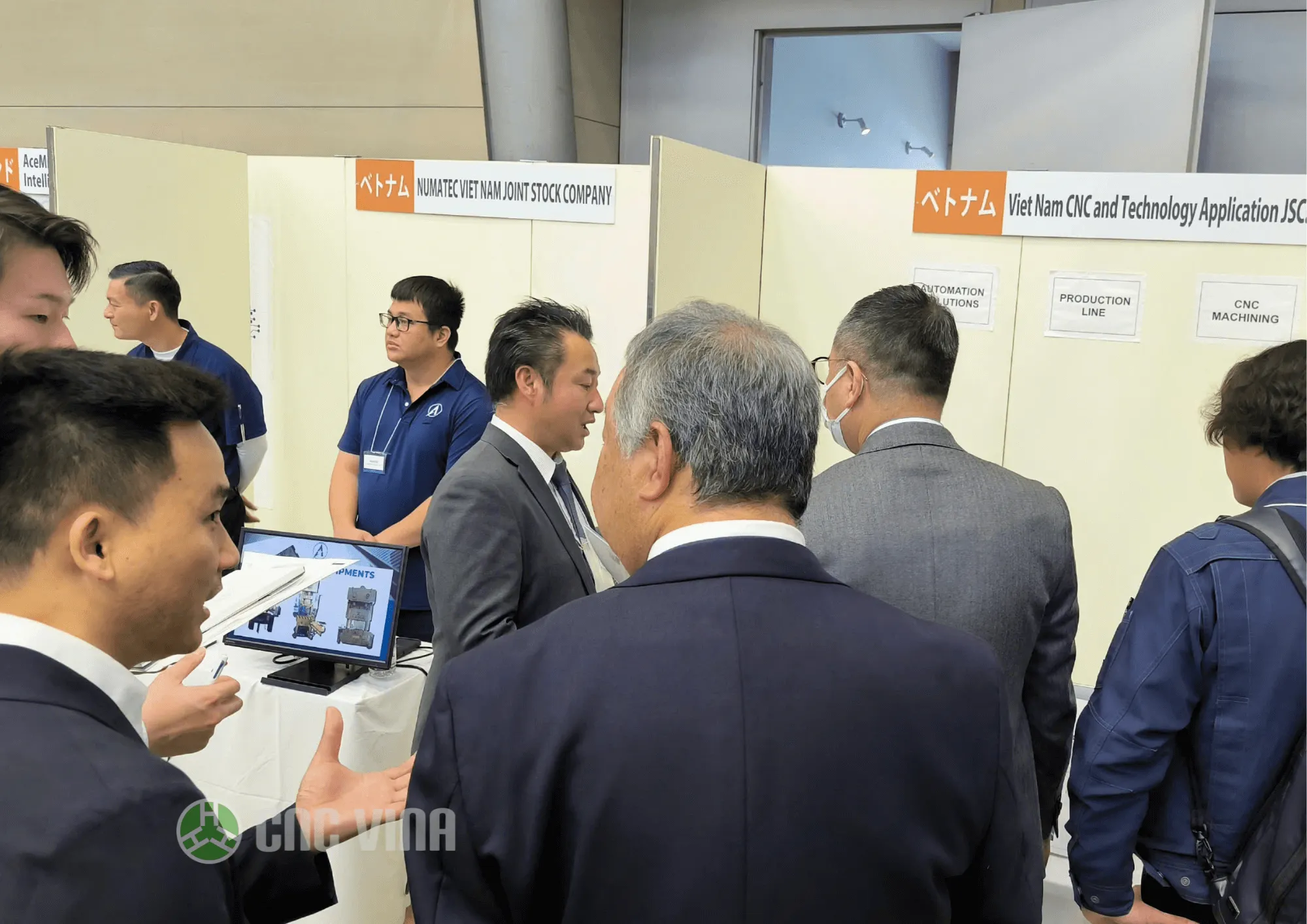 Gian hàng của CNC VINA thu hút nhiều đối tác tham quan gian-hang-cua-cnc-vina-thu-hut-nhieu-doi-tac-tham-quan