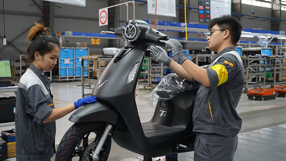 Tự động hóa trở thành yếu tố then chốt trong ngành sản xuất xe máy điện tu dong hoa tro thanh yeu to then chot trong nganh san xuat xe may dien