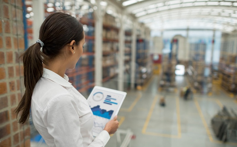 kiem-soat-hang-ton-kho-trong-kho-thong-minh kiem-soat-hang-ton-kho-trong-kho-thong-minh