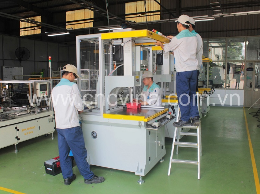 chuan bi xuat hang may ep servo tu dong -CNCVINA chuan bi xuat hang may ep servo tu dong -CNCVINA