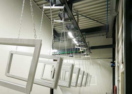 Suspension system for drying paint products Hệ thống treo làm khô sản phẩm sơn