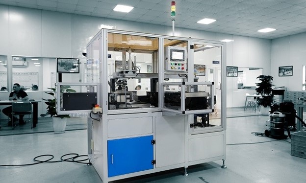 May phun nhua thong va nhung thiec tu dong May phun nhua thong va nhung thiec tu dong