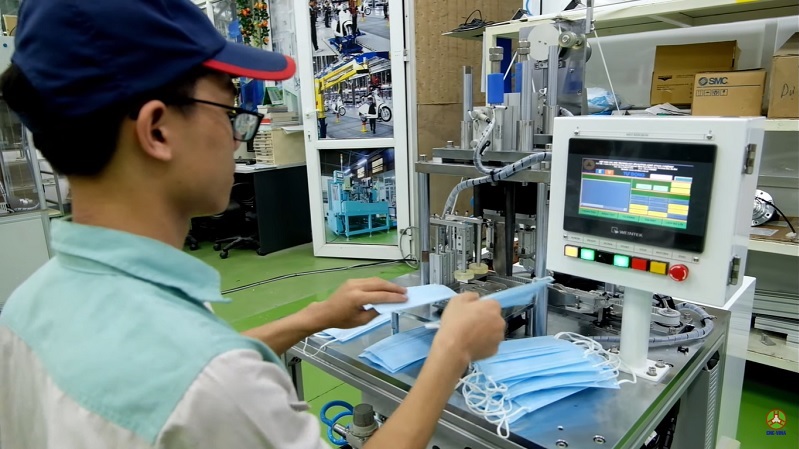 van hanh may han quai khau trang thu cong van hanh may han quai khau trang thu cong