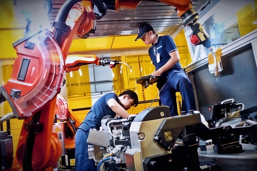 Robot Kuka trong ngành sản xuất Robot Kuka trong ngành sản xuất