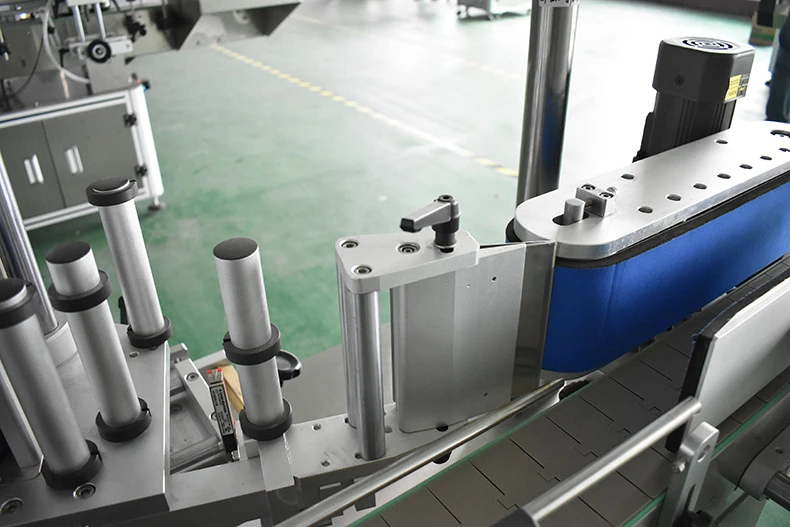 Băng chuyền của máy dán nhãn dạng quấn Băng chuyền của máy dán nhãn dạng quấn