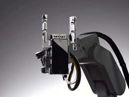 Robot-lap-rap-ịpone Robot-lap-rap-ịpone