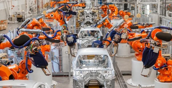 robot hỗ trợ trong dây chuyền tự động sản xuất robot hỗ trợ trong dây chuyền tự động sản xuất