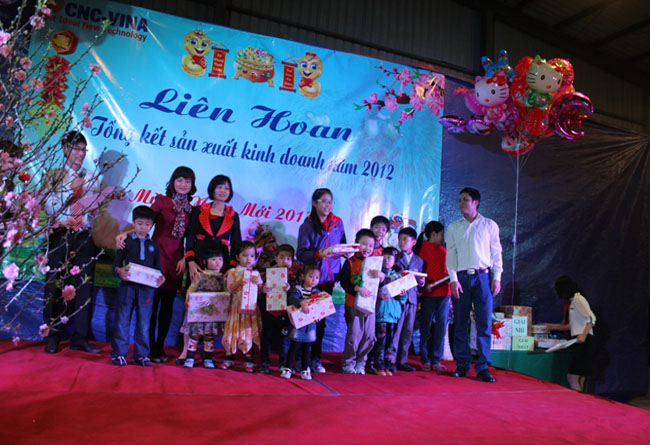 CNCVina tong ket SXKD 2012-11