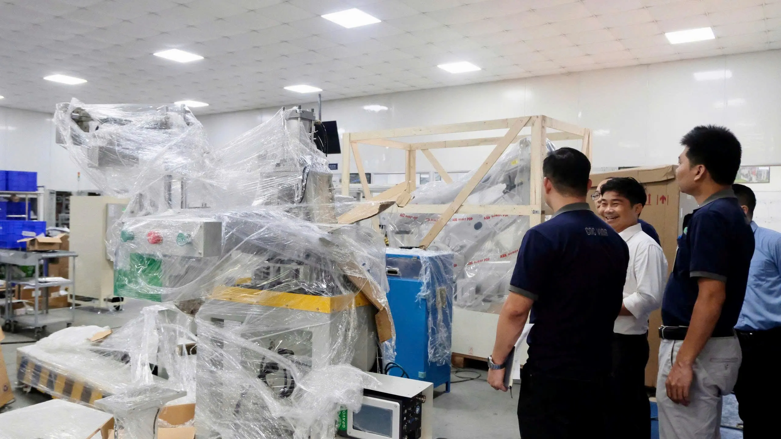 Tham quan và tìm hiểu các máy CNC VINA sản xuất tham quan va tim hieu cac may cnc vina san xuat