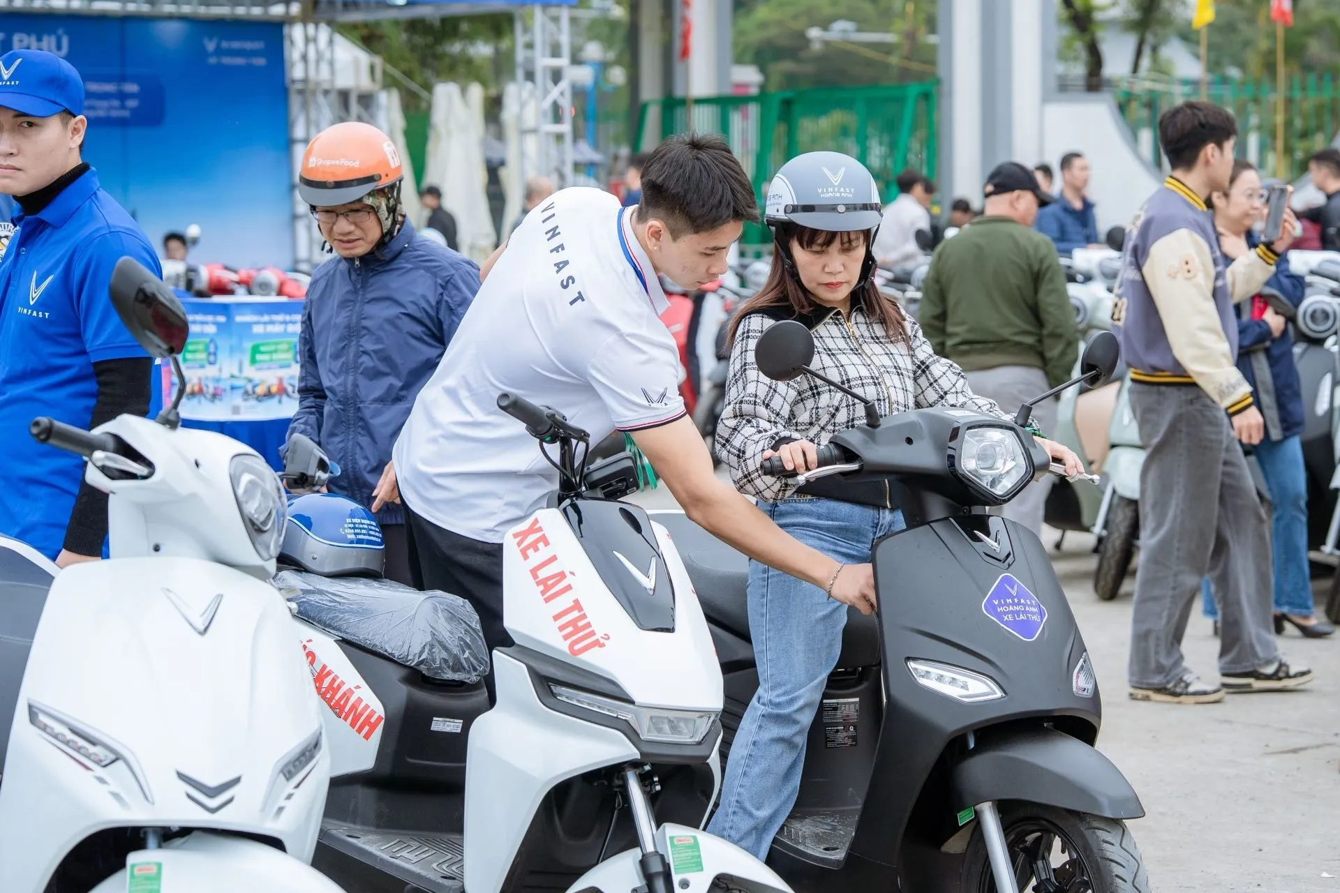 Cơ hội phát triển cho ngành công nghiệp phụ trợ trong lĩnh vực xe máy điện co hoi phat trien cho nganh cong nghiep phu tro trong linh vuc xe may dien